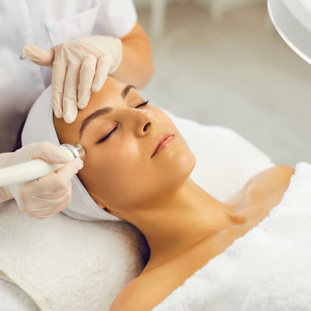 INJEXED SIGNATURE FACIAL
